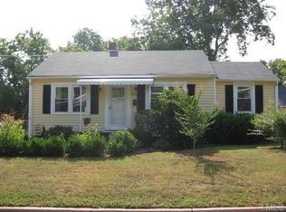 209 S 3rd St, Mebane, NC 27302