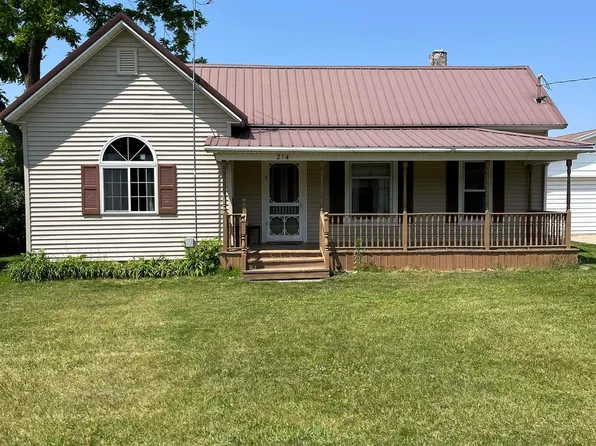 214 W Cook St, Maple Rapids, MI 48853