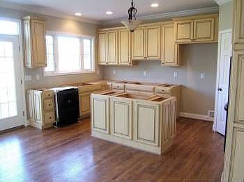 3rd image of 5157 Maplewood Farm Dr