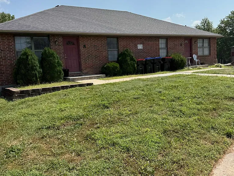 707 Streck Ct #B — Photo 1