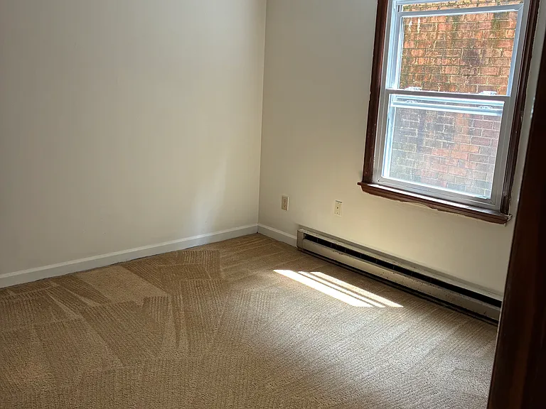 247 Hardin St #B-1 — Photo 6