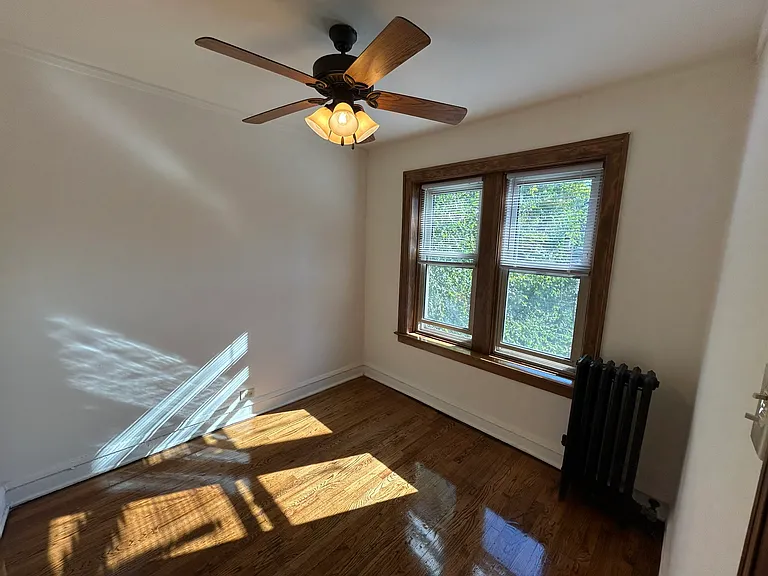 2339 North Geneva — Photo 6