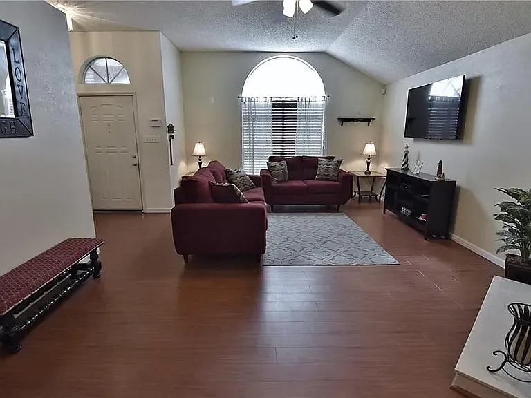 6323 Brookbriar Ct — Photo 10