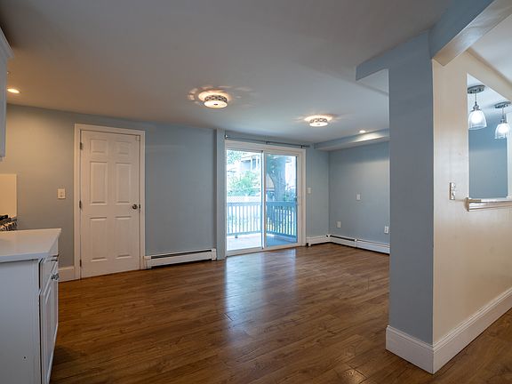 5th image of 420 Saratoga St #2