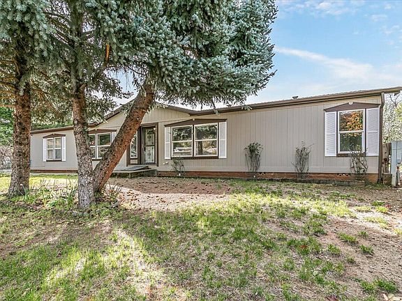 3rd image of 502 Buckhorn Ln