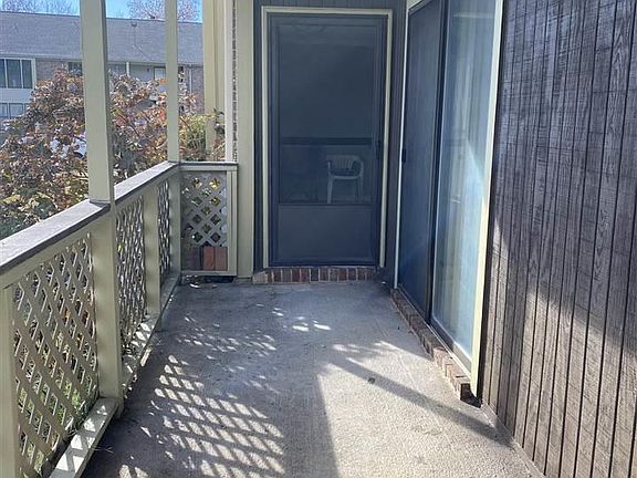 2nd image of 5137 Seven Pine Cir NW