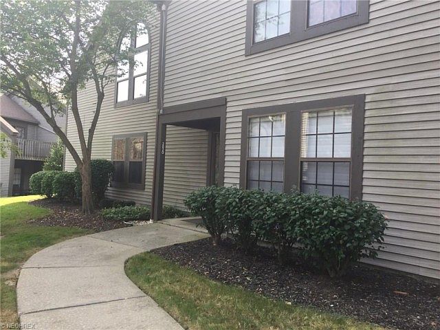 1st image of 3820 Northwoods Ct NE Unit 5