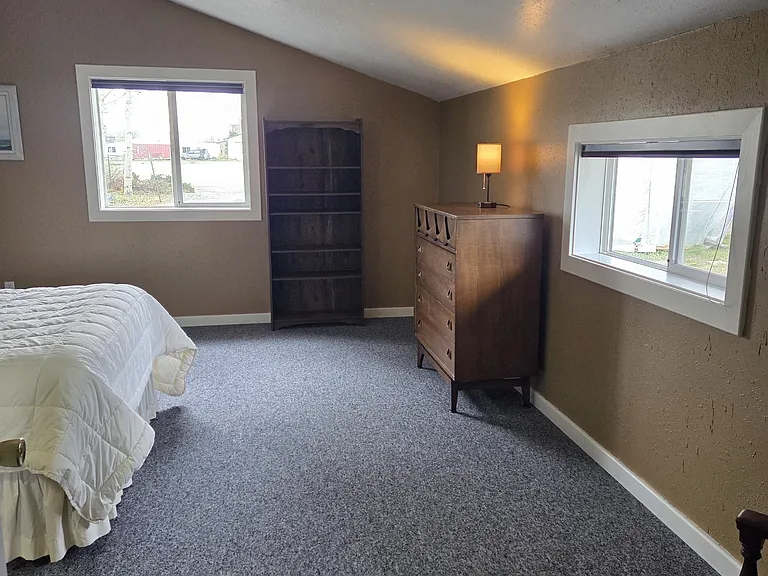143 N Jackson Ave #1 — Photo 8
