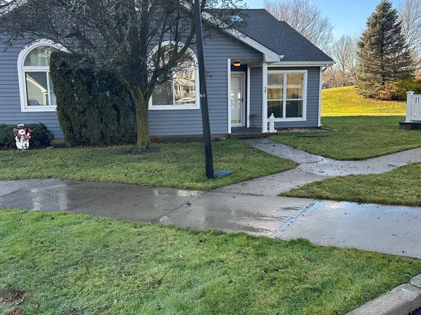 745 Spring Lake Dr, Middle Island, NY 11953