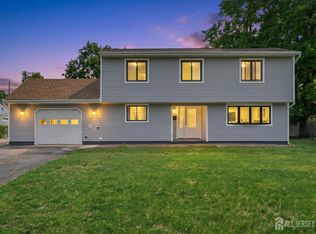 12 Daniel Rd, Spotswood, NJ 08884