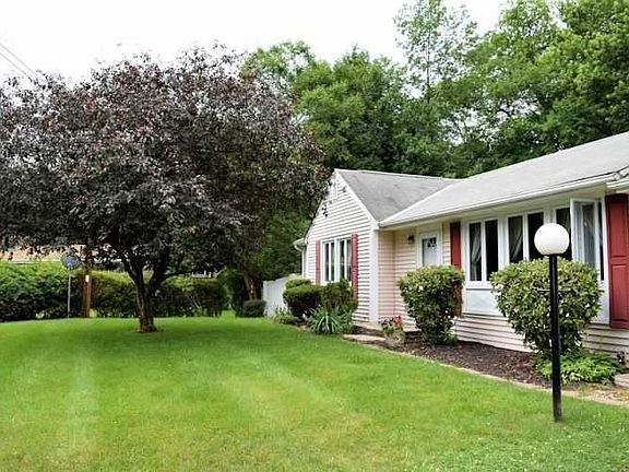 2nd image of 6 Norah Ln
