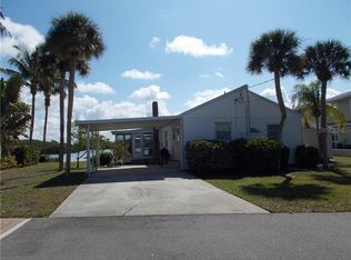 933 Inlet Cir, Venice, FL 34285