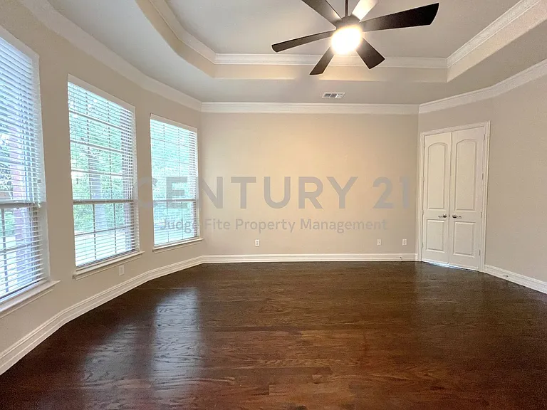 12481 Pleasant Hill Ln — Photo 19
