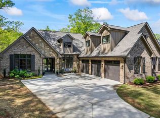 1188 Woodtrace Ln, Auburn, GA 30011