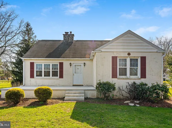 2866 Pickertown Rd, Warrington, PA 18976