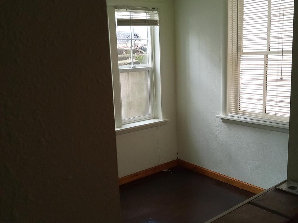 1st image of 707 Martin Luther King J Way #1