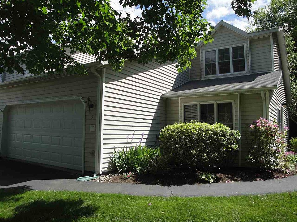 1st image of 7 Sandalwood Ct