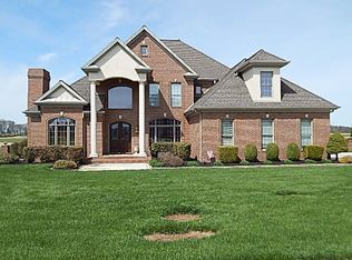 215 Wellington Way, Hopkinsville, KY 42240