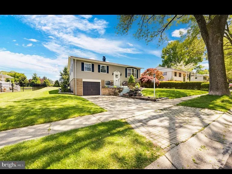 10 Cherrywood Rd — Photo 1