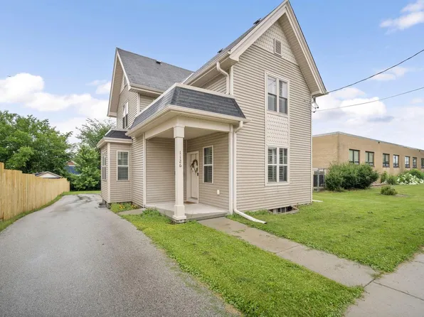 1126 White Rock AVENUE, Waukesha, WI 53186