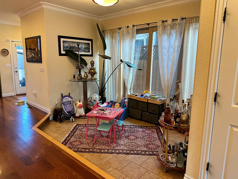 1884 S Clarkson St — Photo 10