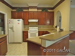 2nd image of 8128 SW 51st Blvd