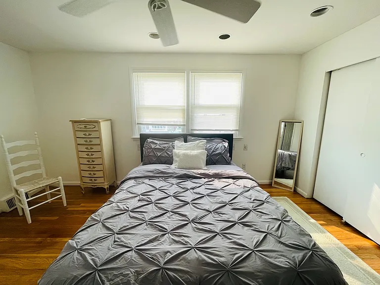8831 Macon St — Photo 22