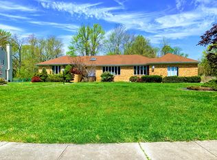 6 Clark Ct, Oakhurst, NJ