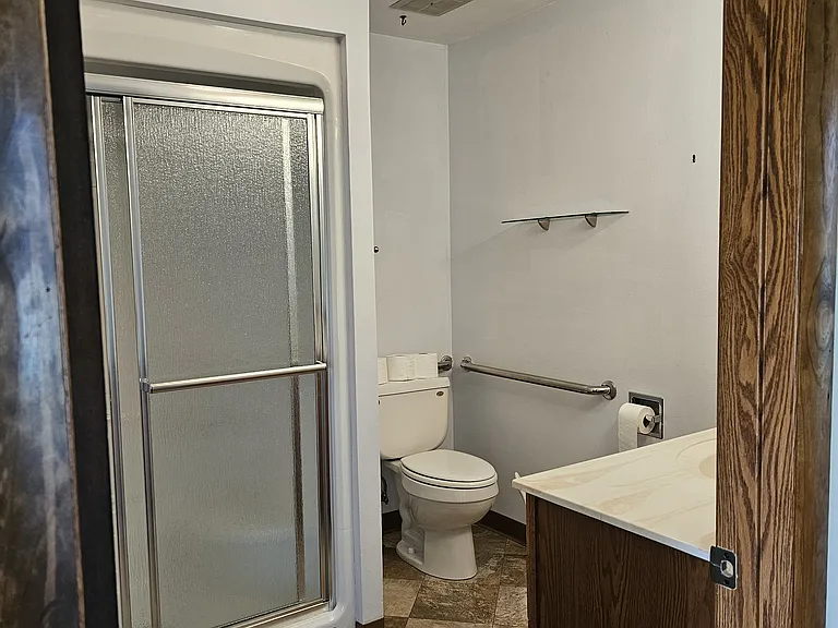 W330N9225 W Shore Dr — Photo 17