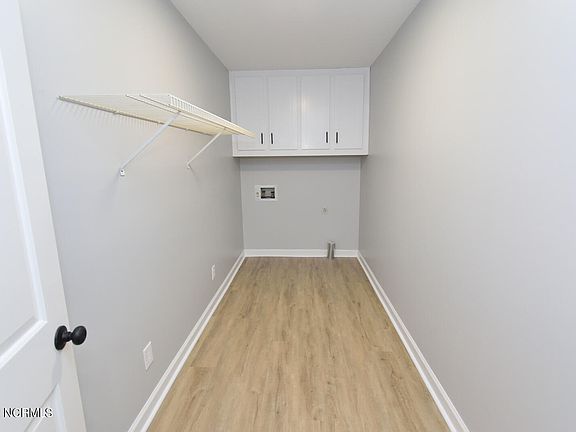 5th image of 228 Brentwood Drive