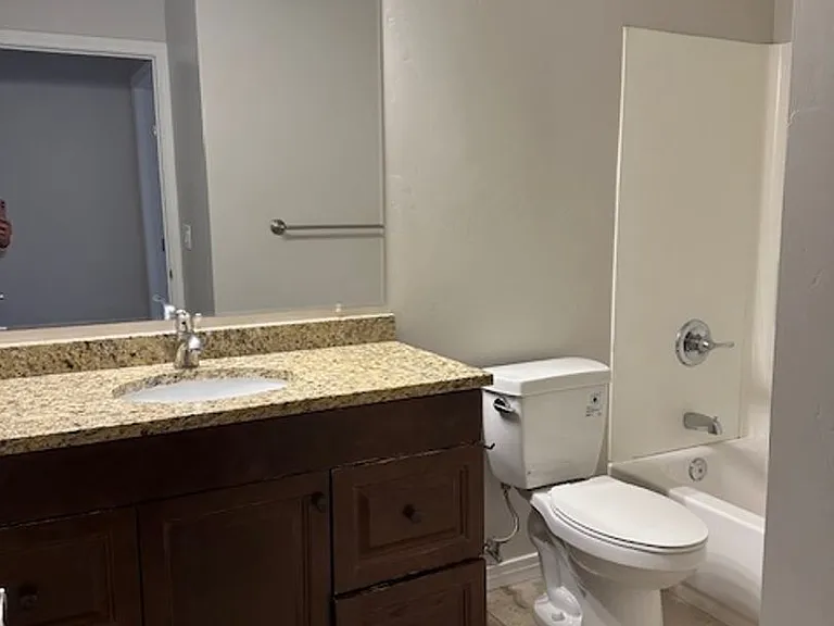 500 Red Table Dr — Photo 12