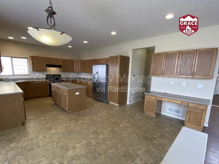 10289 E 113th Ave — Photo 1