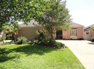 2211 Jamara Ln, Houston, TX 77077