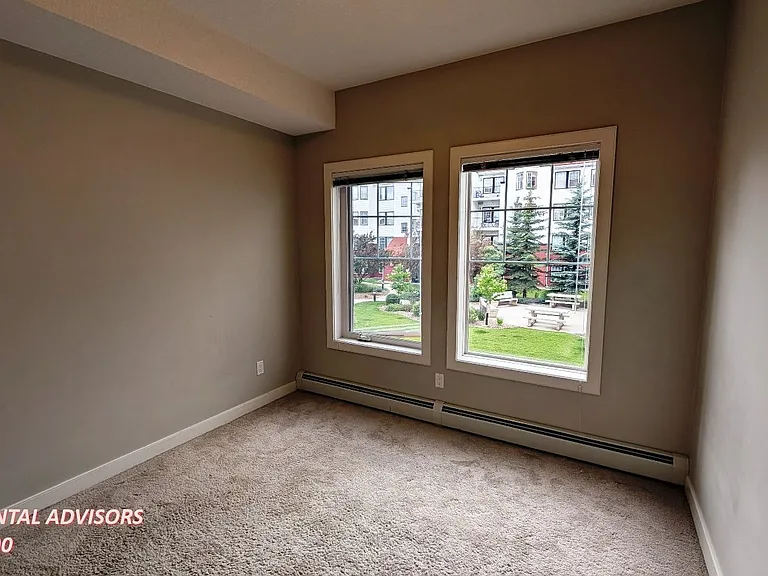 20 Royal Oak Plz NW #235 — Photo 8