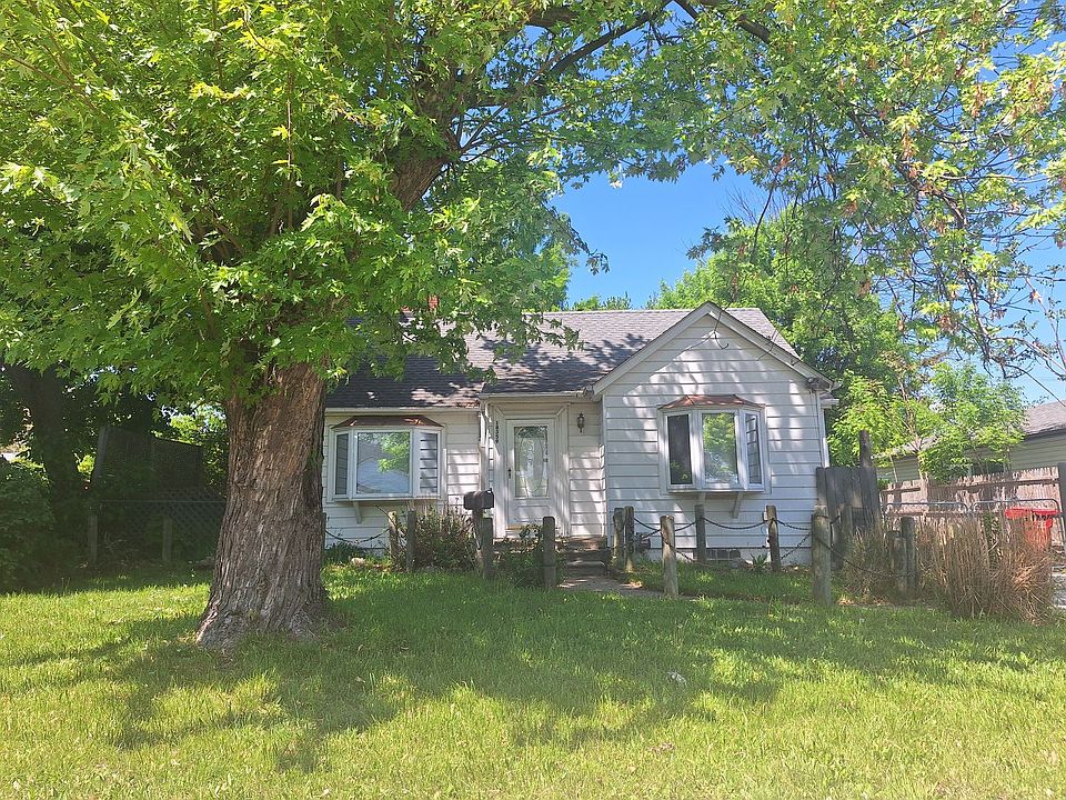1st image of 18359 Hazelwood St