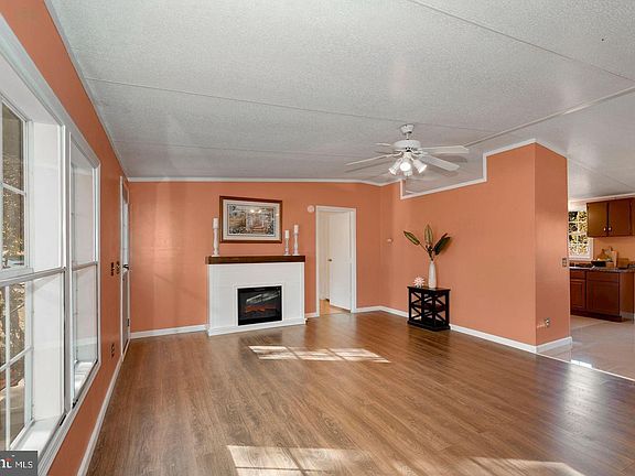5th image of 22430 Raven Cir