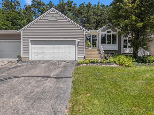 3362 Woodwind Dr NE, Grand Rapids, MI 49525