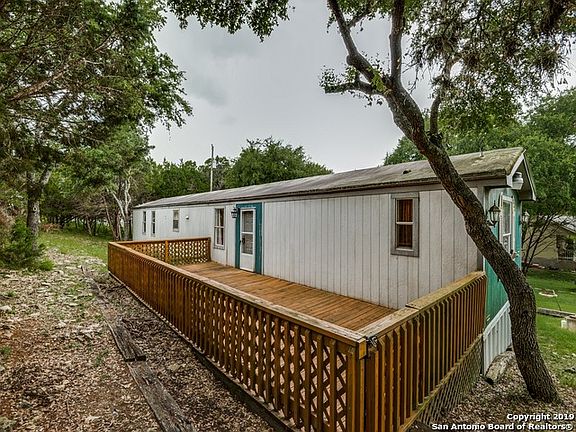 2nd image of 531 Shady Oak Ln
