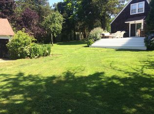 485 Magee St, Southampton, NY 11968