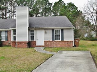 1525 Tramway Ct, Midway Park, NC 28544