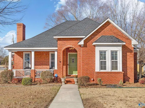 2209 Springdale Dr SW, Hartselle, AL 35640