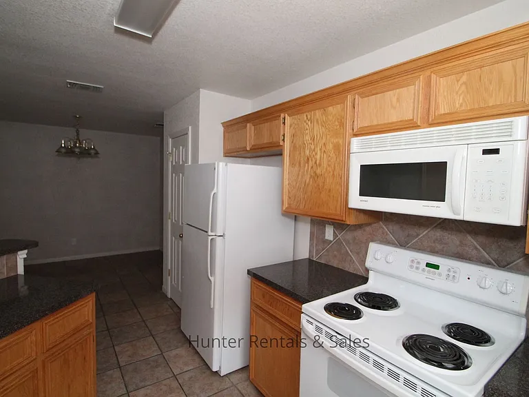 3509B Dustin Ct — Photo 14