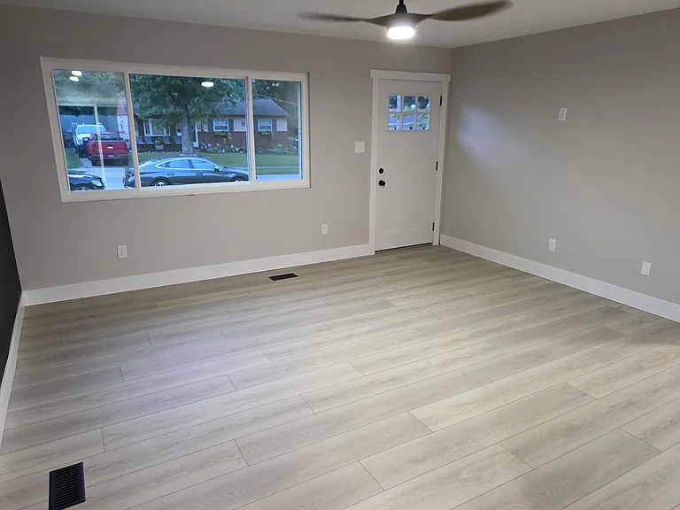 6768 Pecos Dr — Photo 2