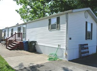 220 Westwoods, Amherst, OH 44001