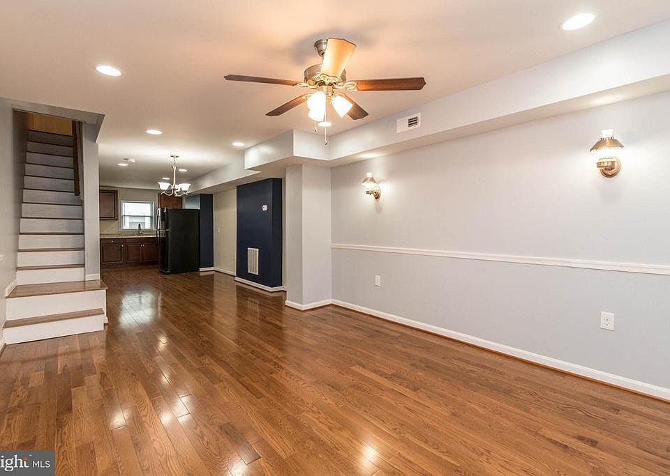 1st image of 417 N Ellwood Ave