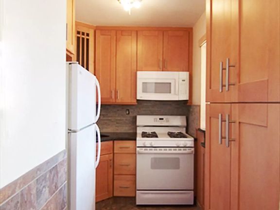 3rd image of 408 8th Ave APT 8A