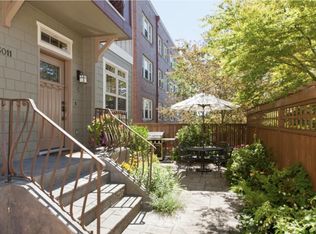 5011 Phinney Ave N APT C, Seattle, WA 98103
