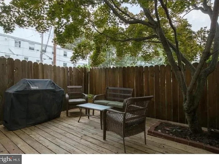 123 S Darlington St — Photo 14