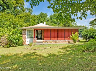 216 S Dillard Ave, Oak Ridge, TN 37830