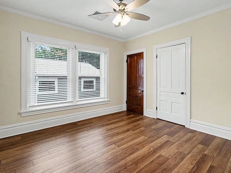 36 W Pomfret St — Photo 10